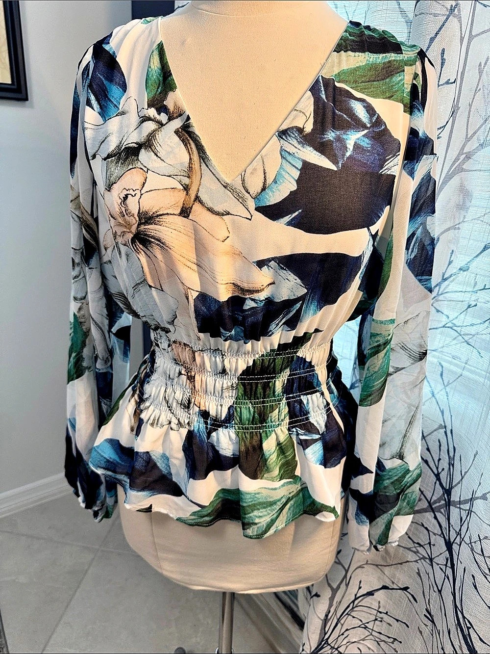 White House Black Market Abstract Print Peplum Blouse in White & Green